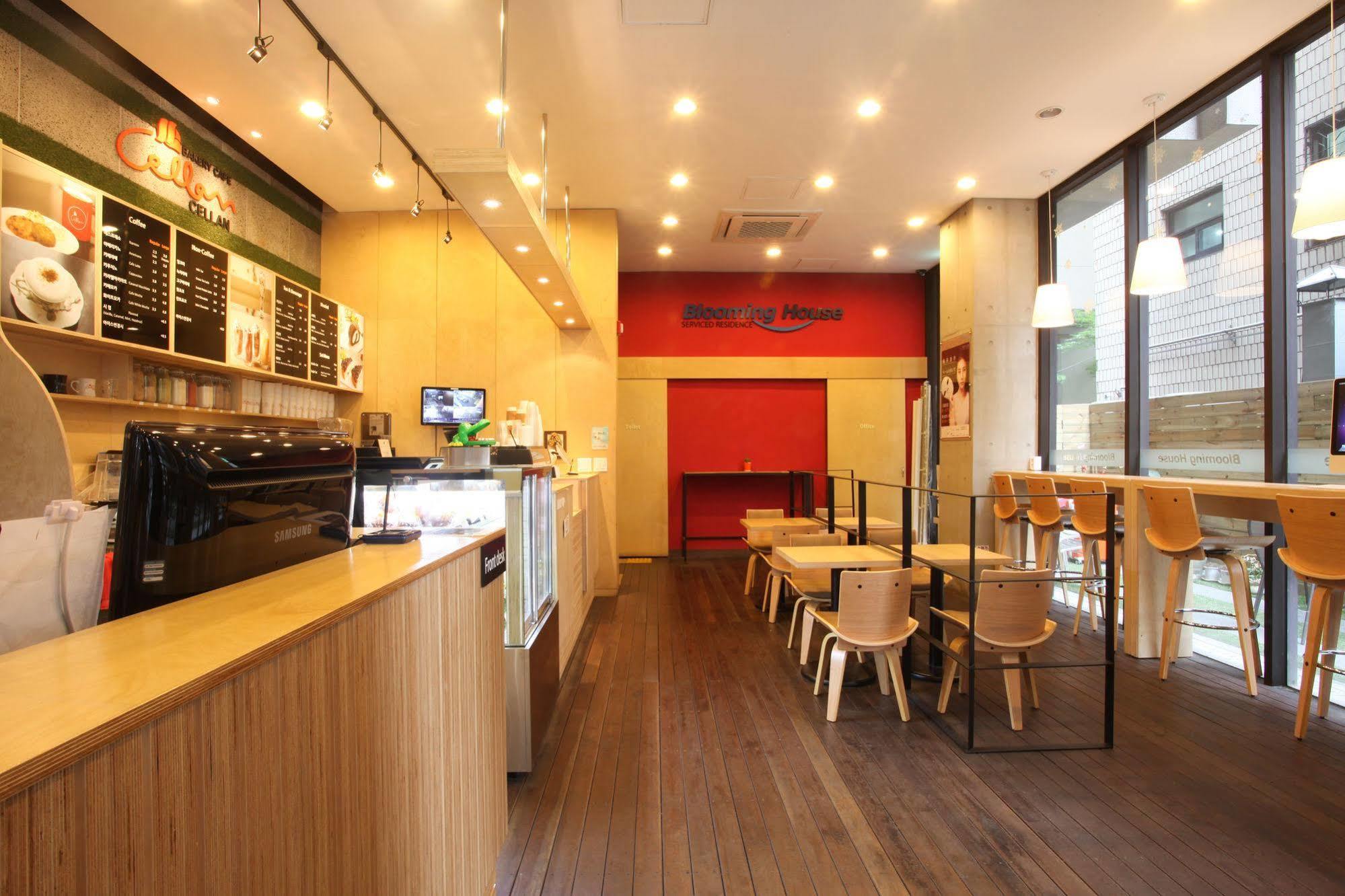 Blooming House Residence Seoul Ngoại thất bức ảnh
