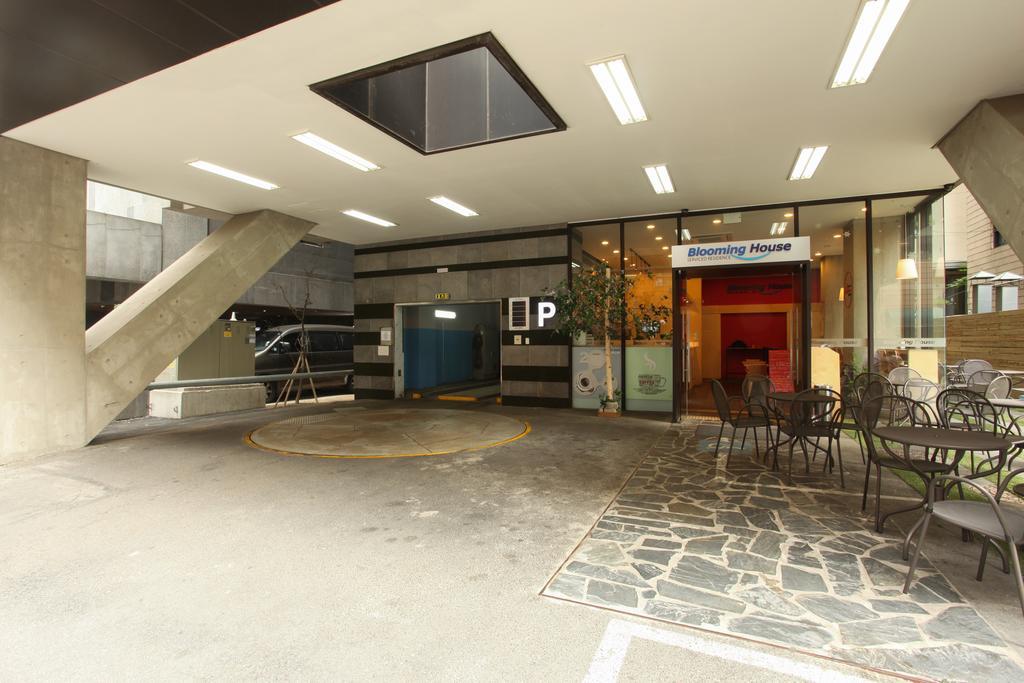 Blooming House Residence Seoul Ngoại thất bức ảnh